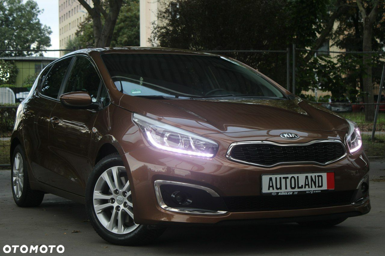 Kia Ceed - 21