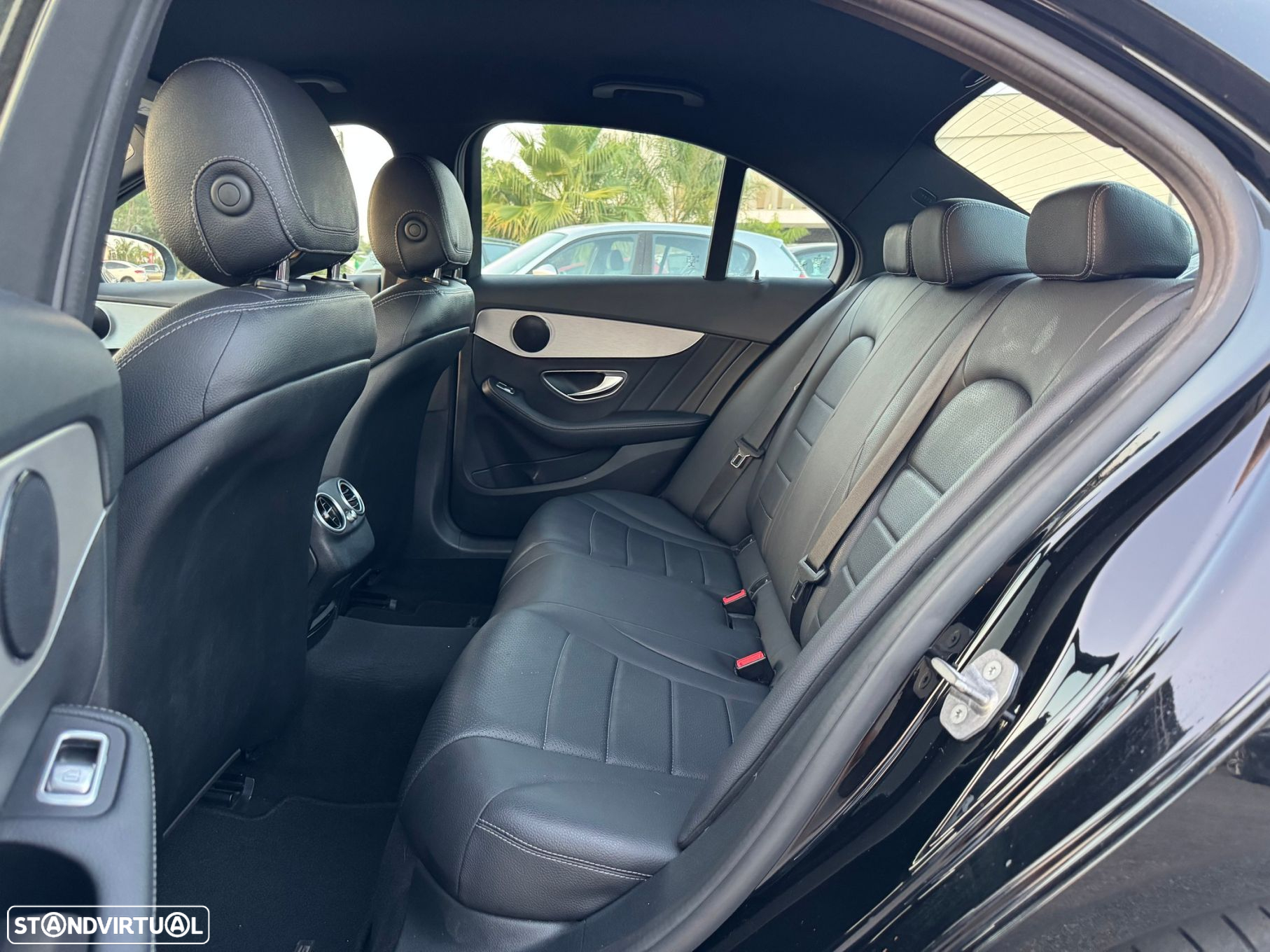 Mercedes-Benz C 180 d AMG Line - 28