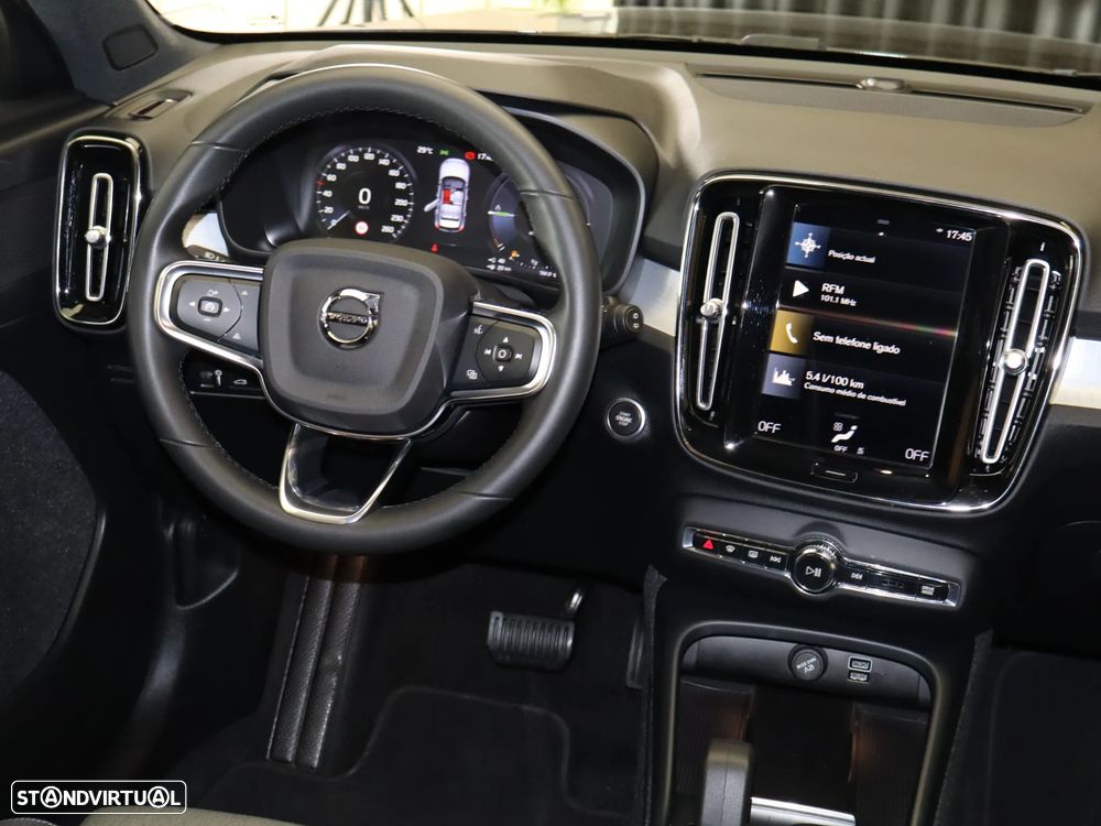 Volvo XC 40 1.5 T4 PHEV Core - 16