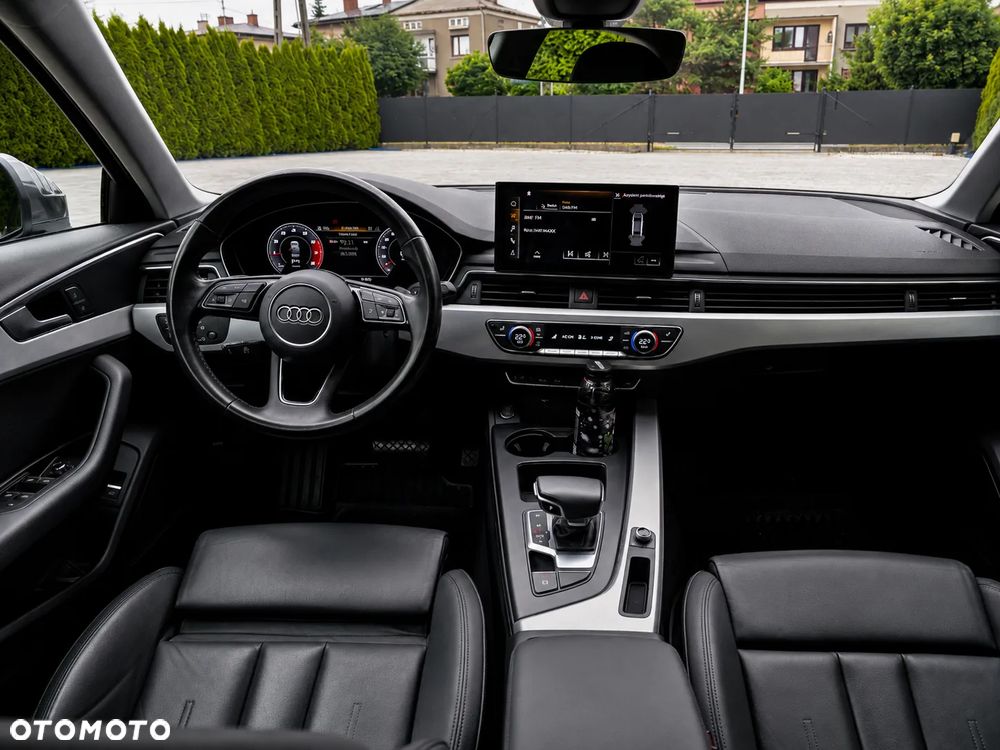 Audi A4 Limousine - 5