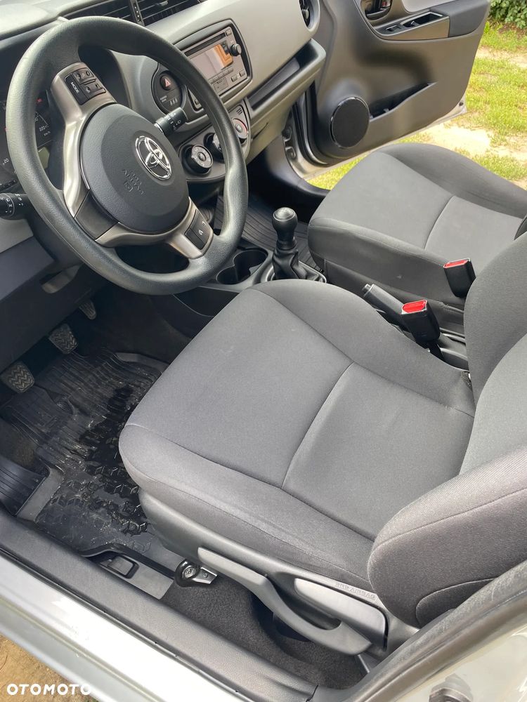 Toyota Yaris 1.0 Active - 12