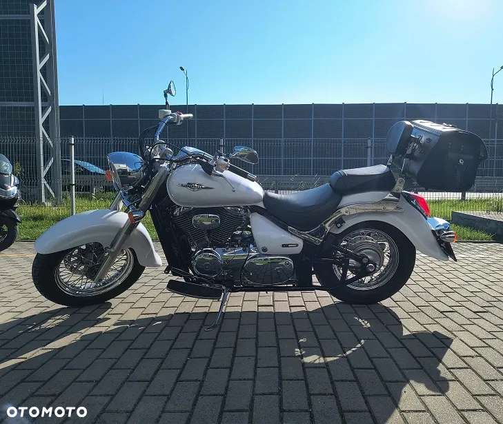 Suzuki Intruder - 5