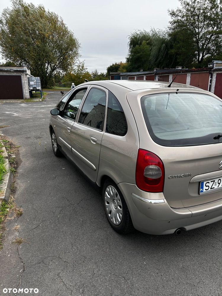 Citroën Xsara Picasso - 11