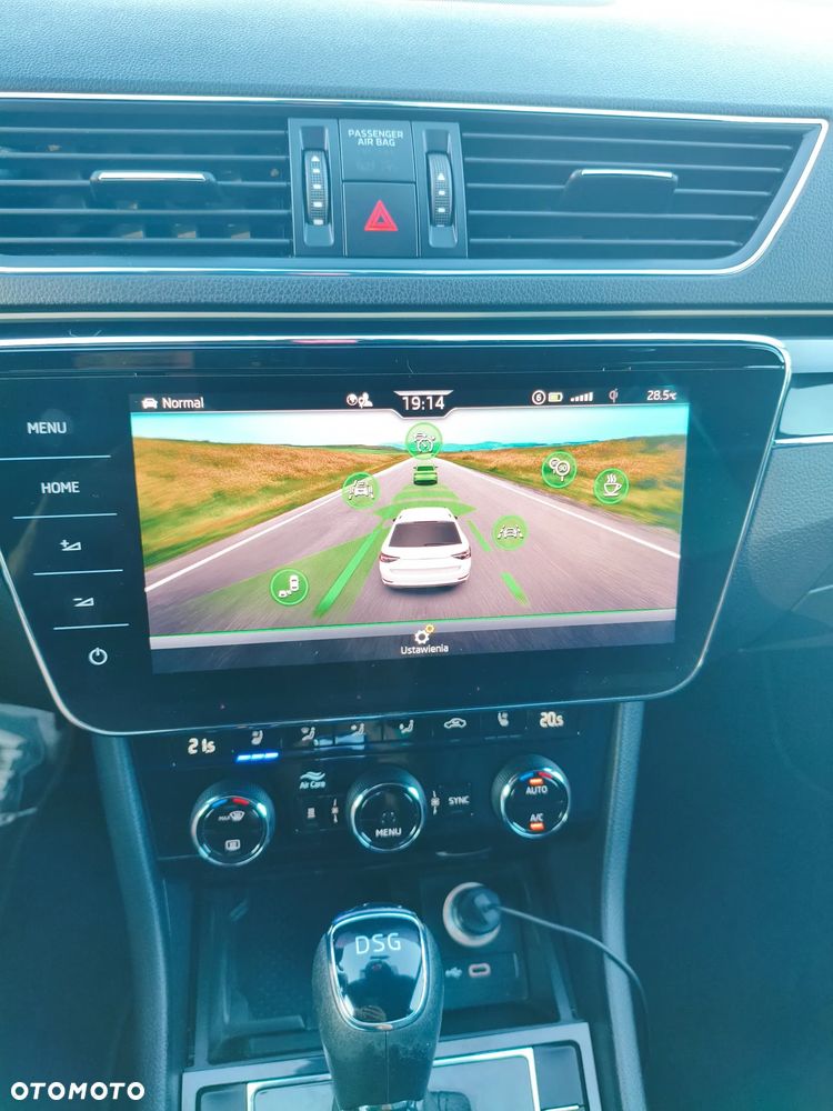 Skoda Superb 2021 photo 5