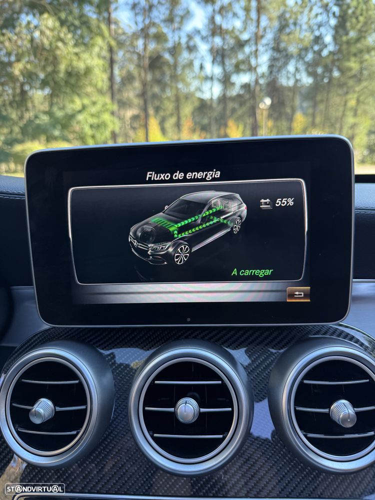 Mercedes-Benz C 300 h AMG Line - 38