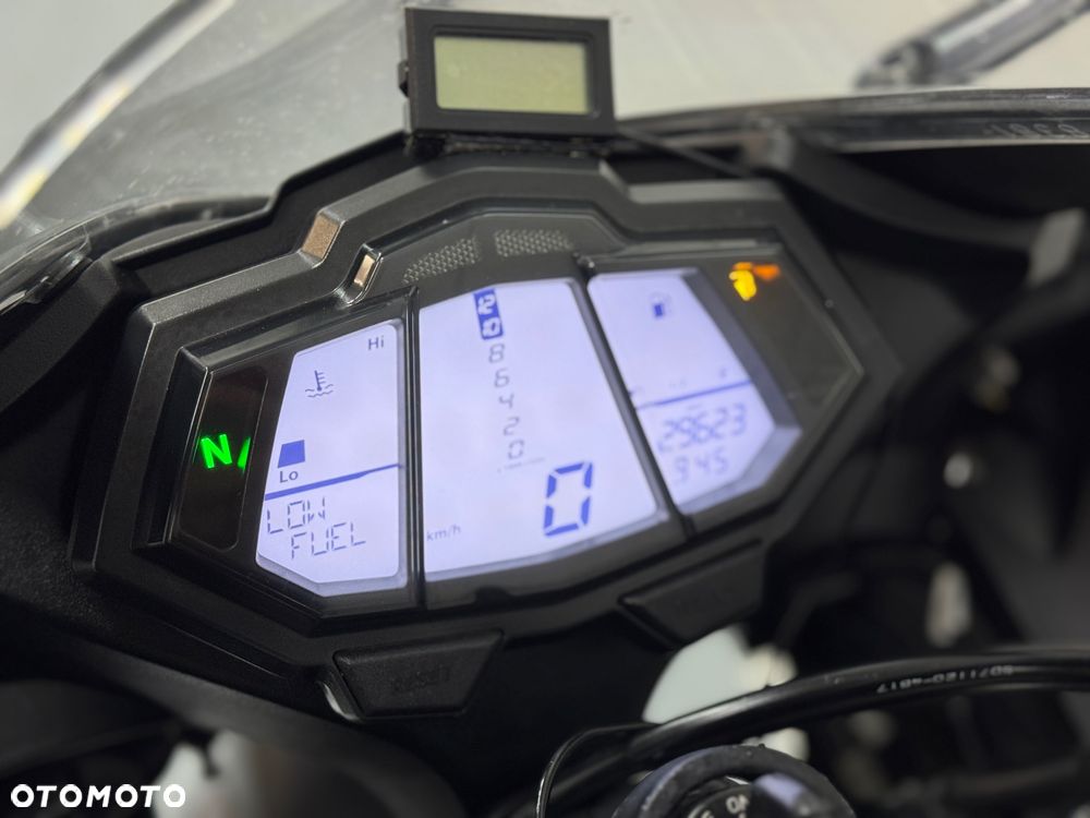 Yamaha R125 - 23