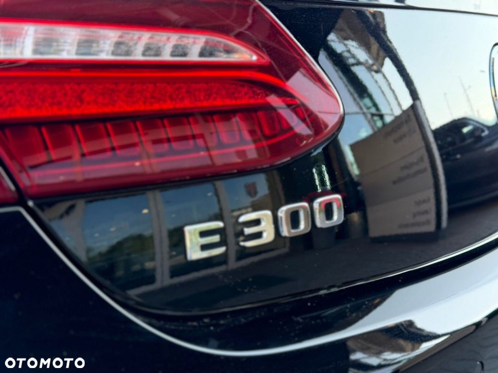 Mercedes-Benz Klasa E 300 AMG - 11