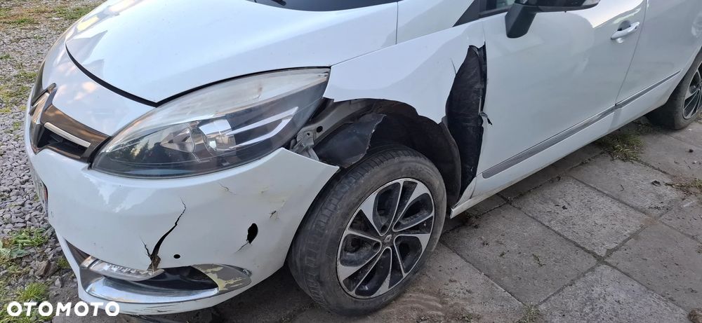 Renault Scenic Energy dCi 110 S&S Bose Edition - 9