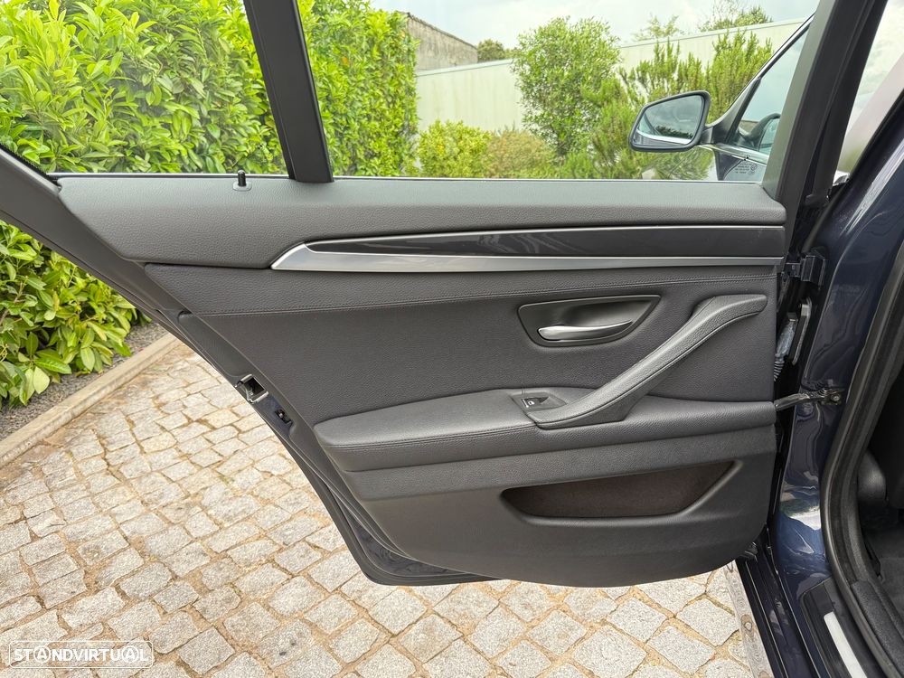 BMW 520 d EfficientDynamics - 31