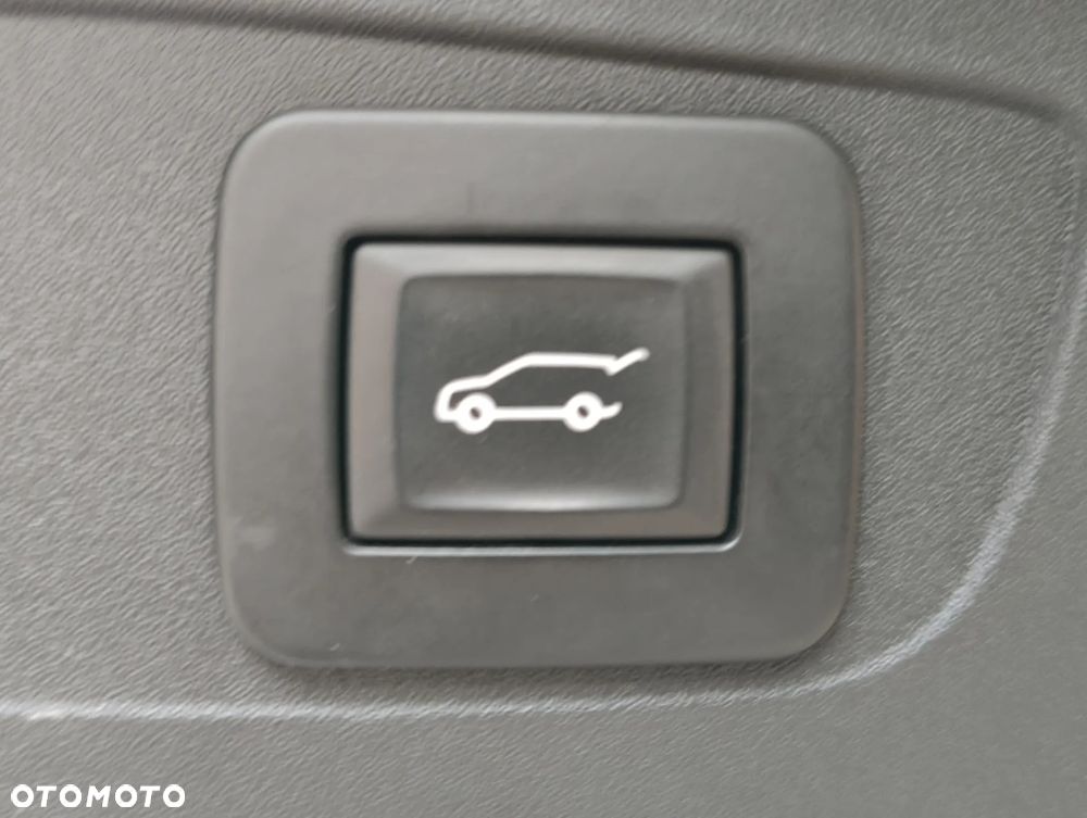 Opel Insignia 2.0 CDTI Business Elegance S&S - 28