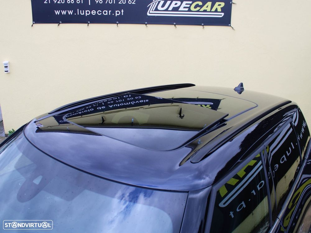 MINI Clubman Cooper Premium Plus Yours Auto - 17