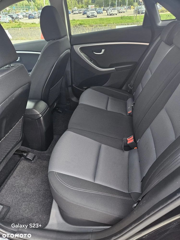 Hyundai i30 1.6 GDI Comfort - 14
