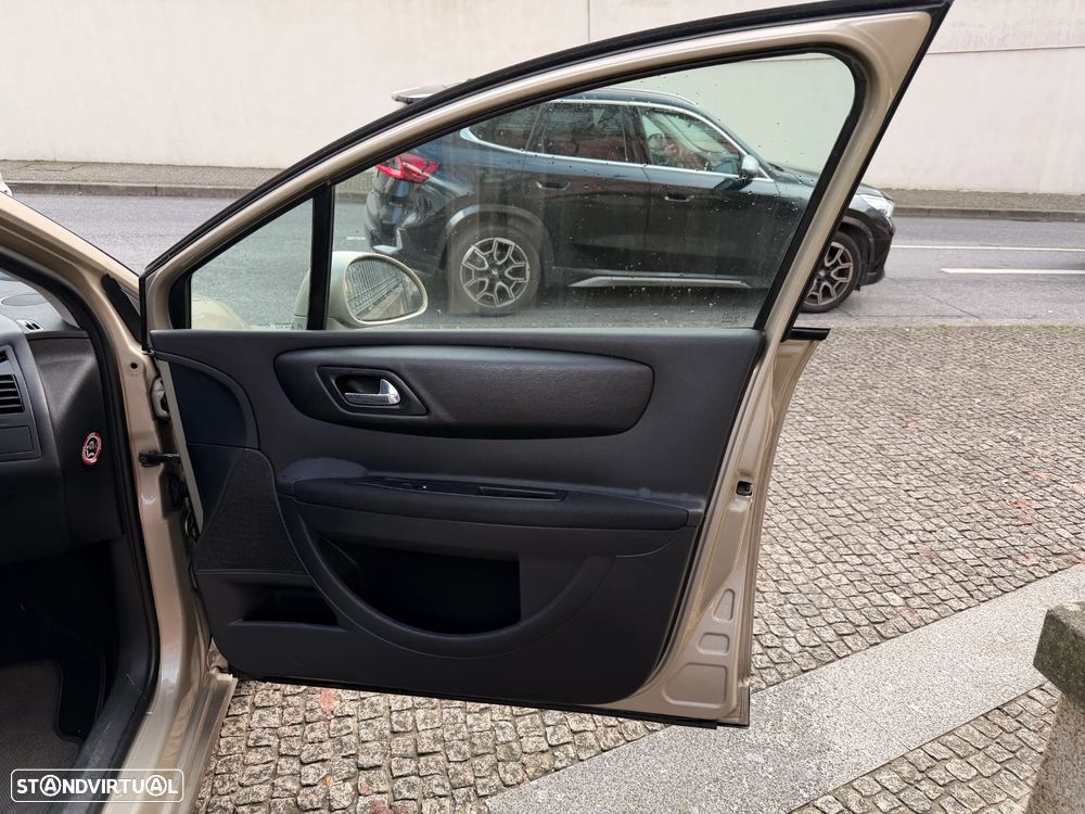 Citroën C4 1.4 16V VTR Pack - 17