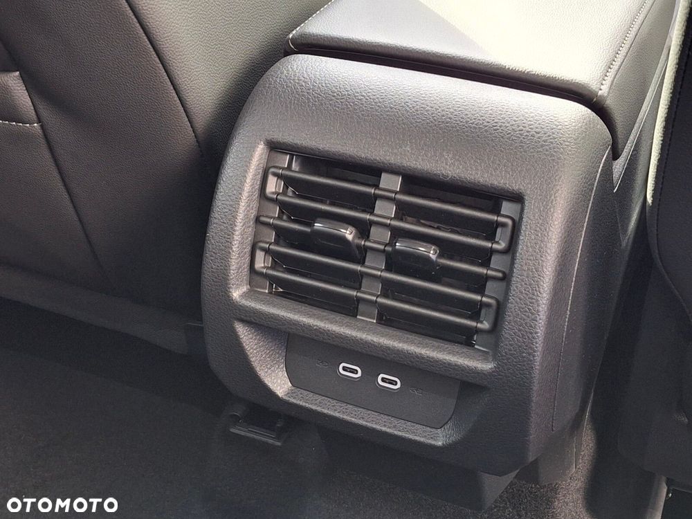 Volkswagen Caddy 1.5 TSI Style DSG - 36