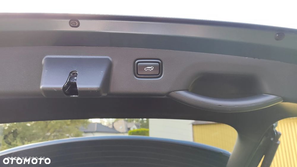 Kia Niro 1.6 GDI Hybrid Business Line - 23