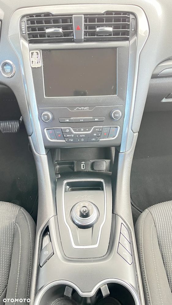 Ford Mondeo 2.0 EcoBlue Titanium - 14