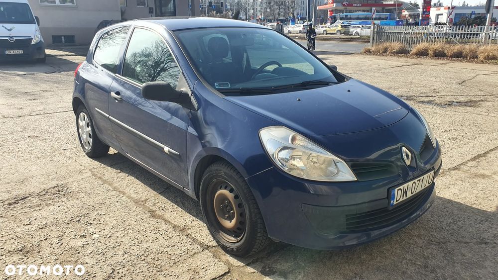 Renault Clio 1.2 16V All Inclusive - 5