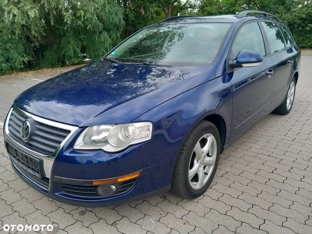 Volkswagen Passat Variant 1.6 FSI Trendline - 1