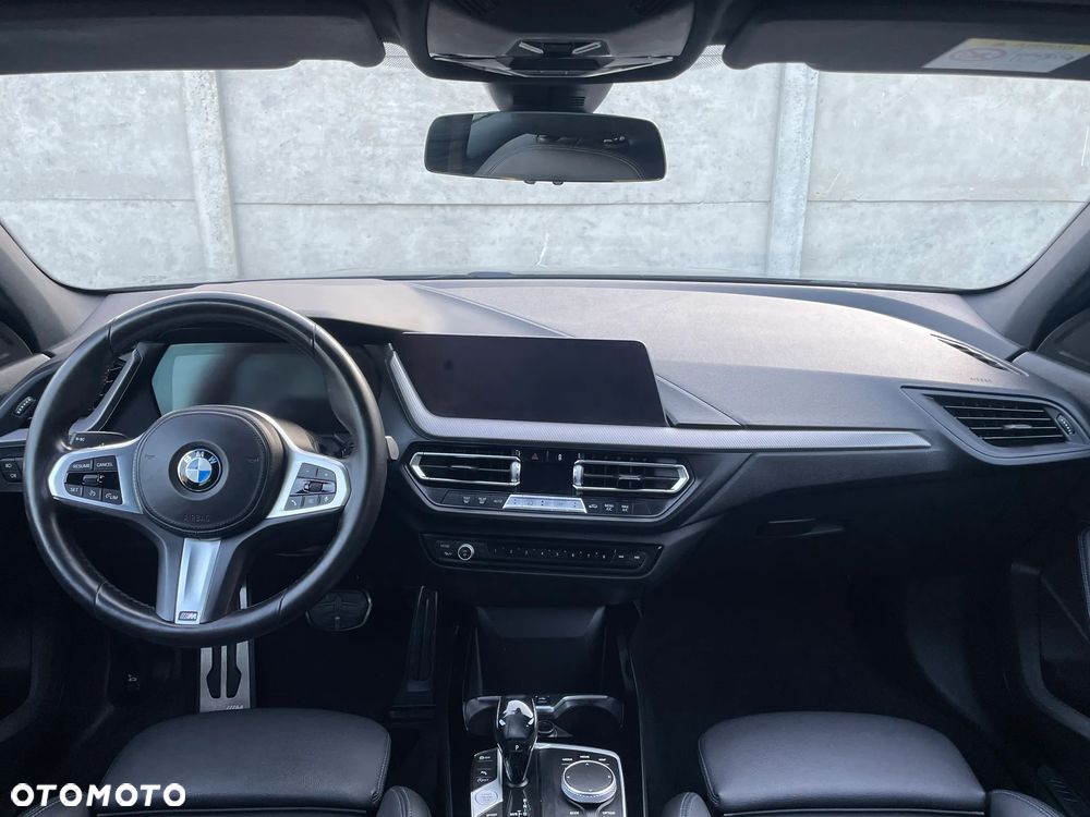 BMW Seria 1 - 22