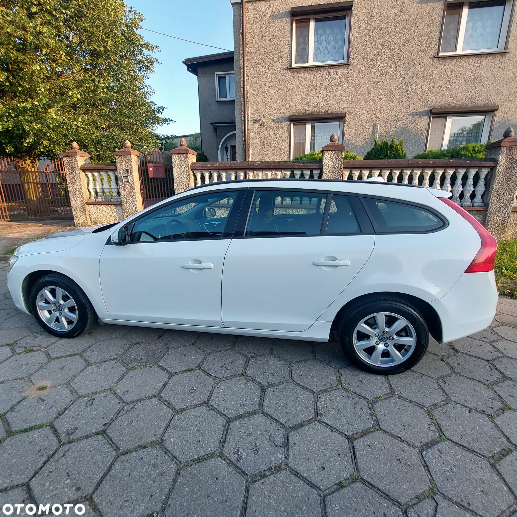Volvo V60 D2 Base - 2