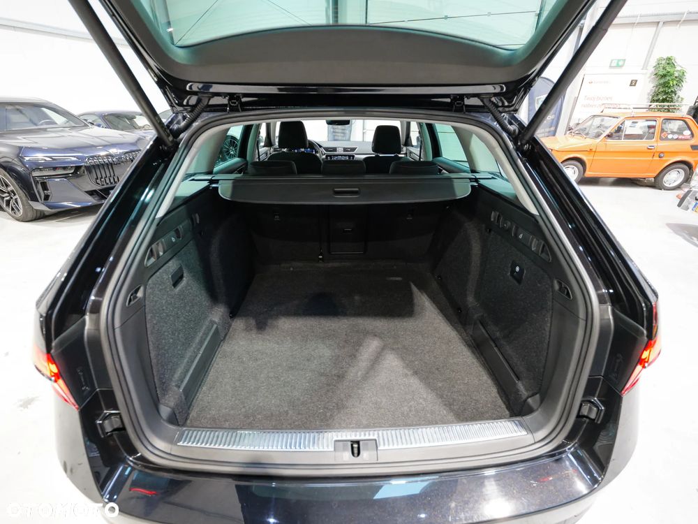 Skoda Superb 2.0 TSI Style DSG - 38