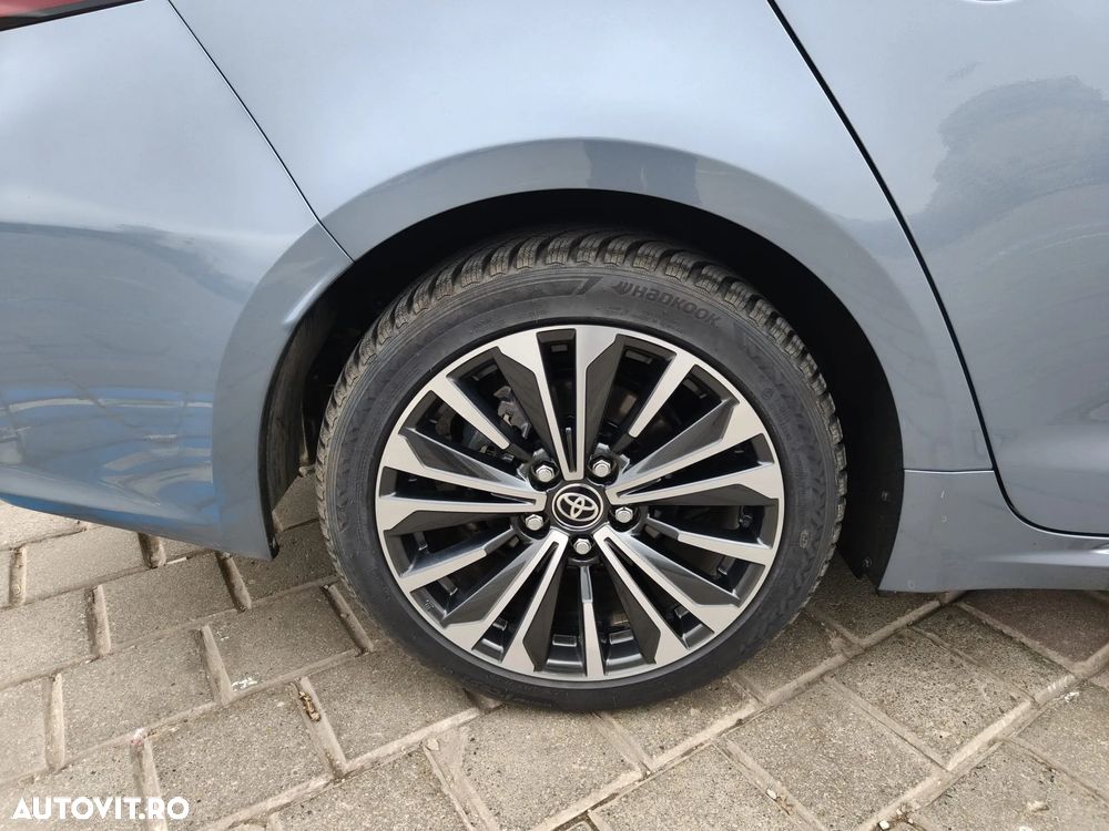 Toyota Corolla 1.8 HSD Dynamic - 16