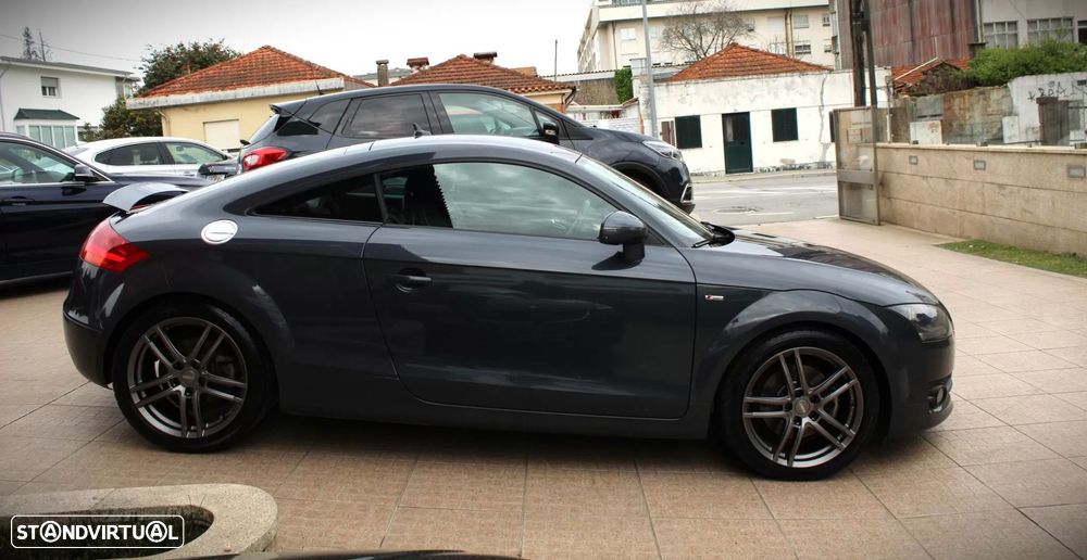 Audi TT Coupé 2.0 TDI quattro - 4