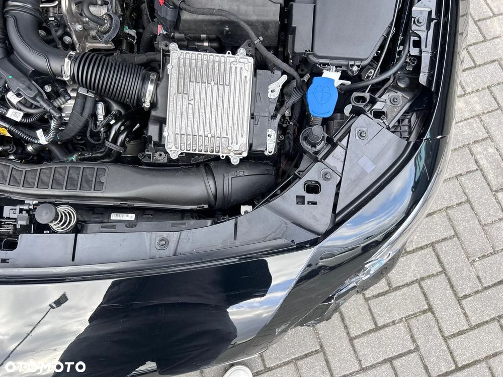 Mercedes-Benz Klasa A 200 AMG Line 7G-DCT - 37