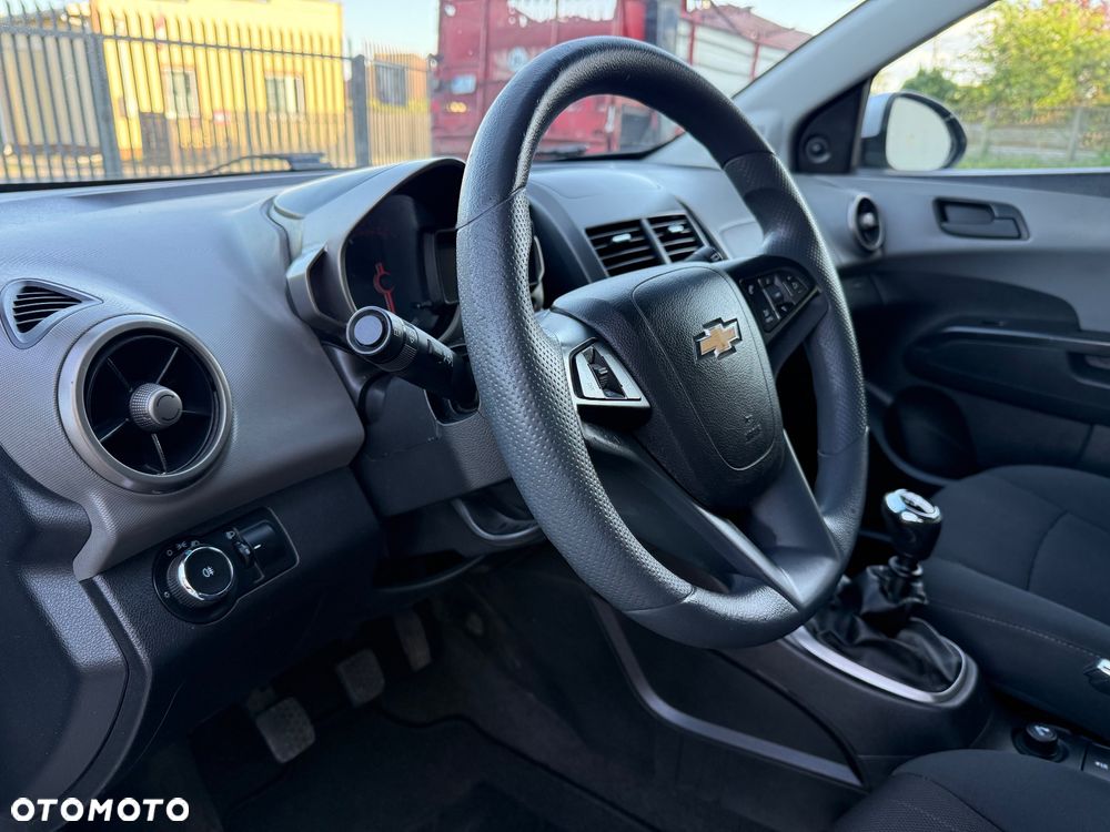 Chevrolet Aveo 1.2 LT+ - 19