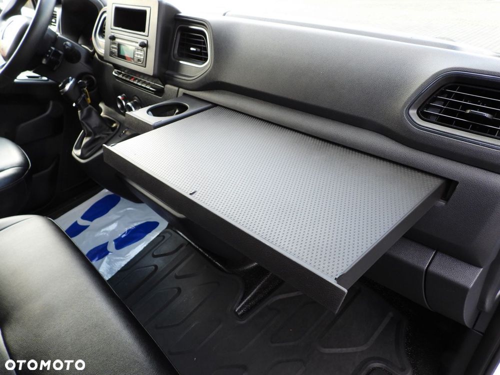 Renault MASTER FURGON BRYGADÓWKA 7 MIEJSC TEMPOMAT LEDY KLIMATYZACJA  145KM - 32