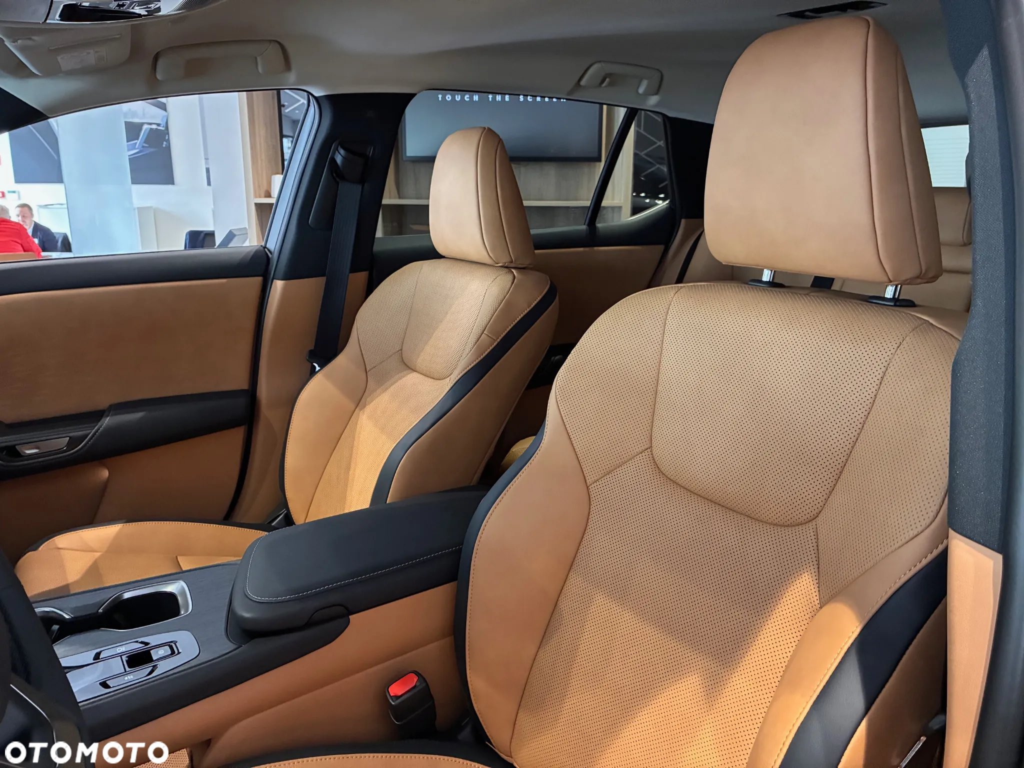 Lexus RZ 450e Prestige DIRECT4 - 26