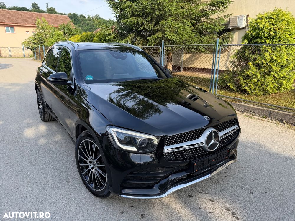 MERCEDES-BENZ Glc