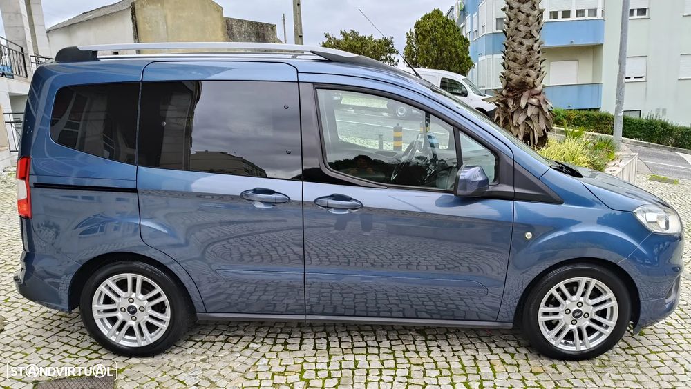 Ford Tourneo Courier 1.0 EcoBoost Titanium - 9