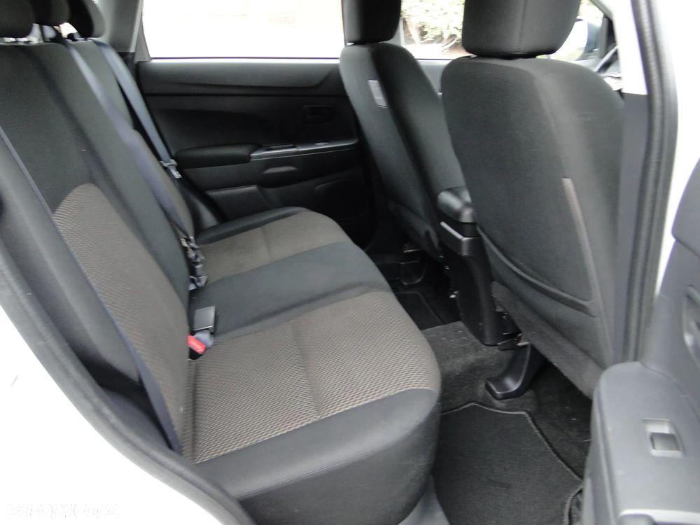 Mitsubishi ASX 2.0 Instyle 4WD CVT - 26