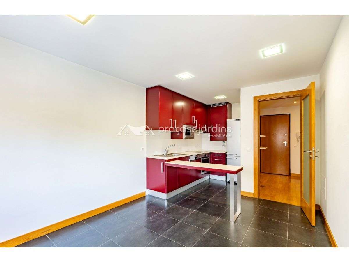 Apartamento T1 - Grande imagem: 2/14