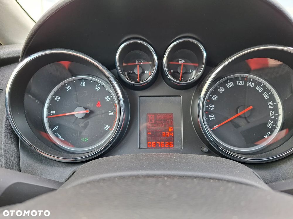 Opel Astra 1.4 Essentia - 29