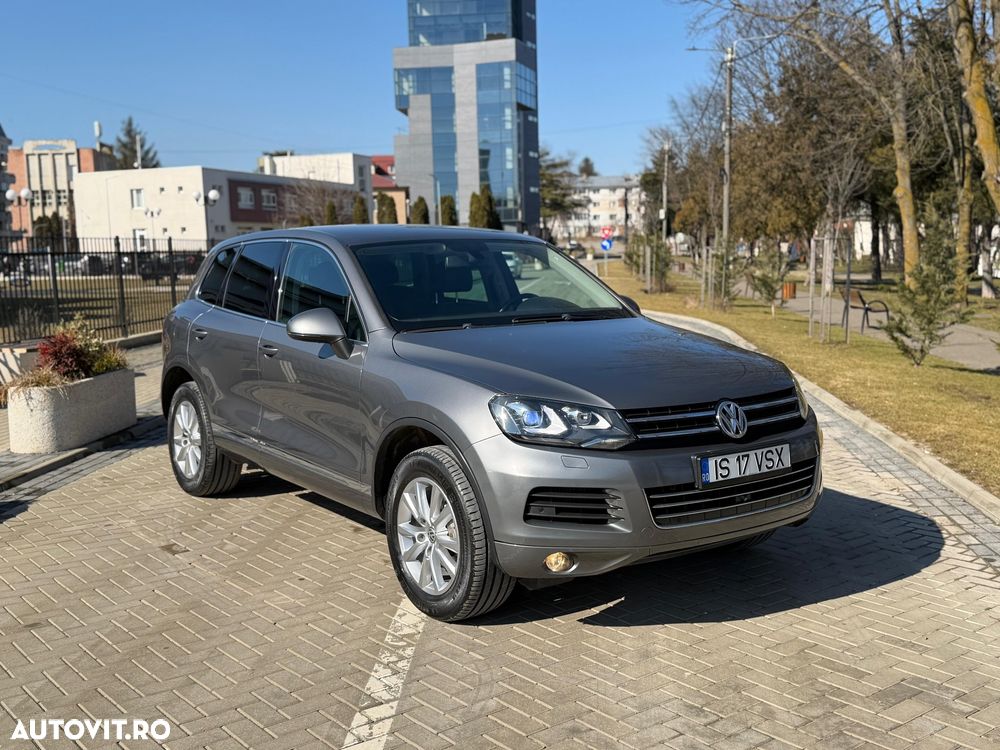 Volkswagen Touareg - 2