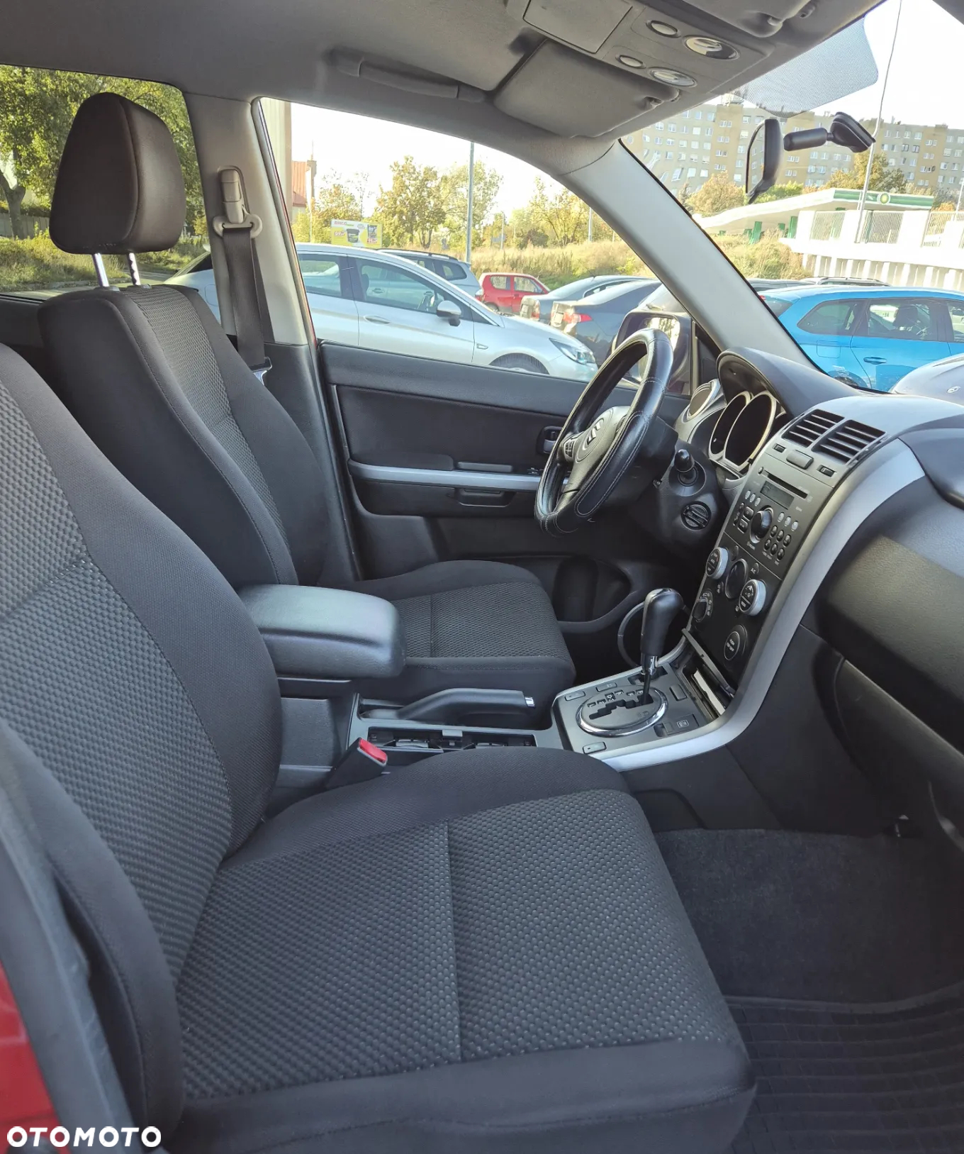 Suzuki Grand Vitara 2.4 De Luxe - 11