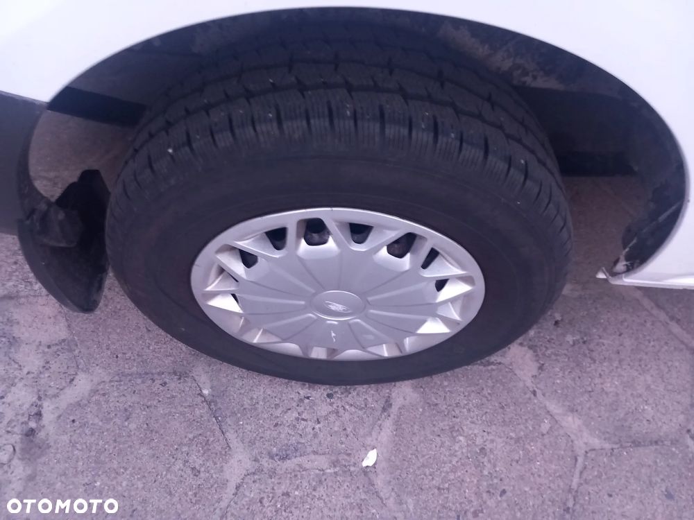 Ford TRANSIT CUSTOM - 11
