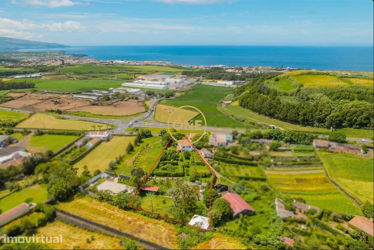 Propriedade com Moradia T6 e Terreno de 6.044 m² – Ribeira Grande - Grande imagem: 4/38