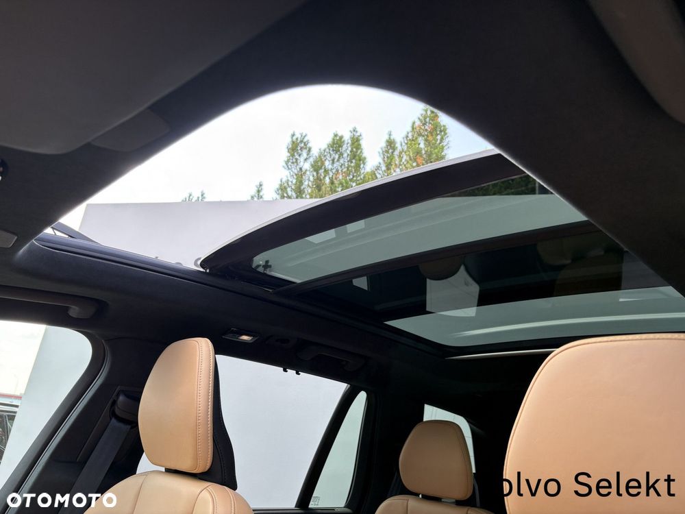 Volvo XC 90 - 21
