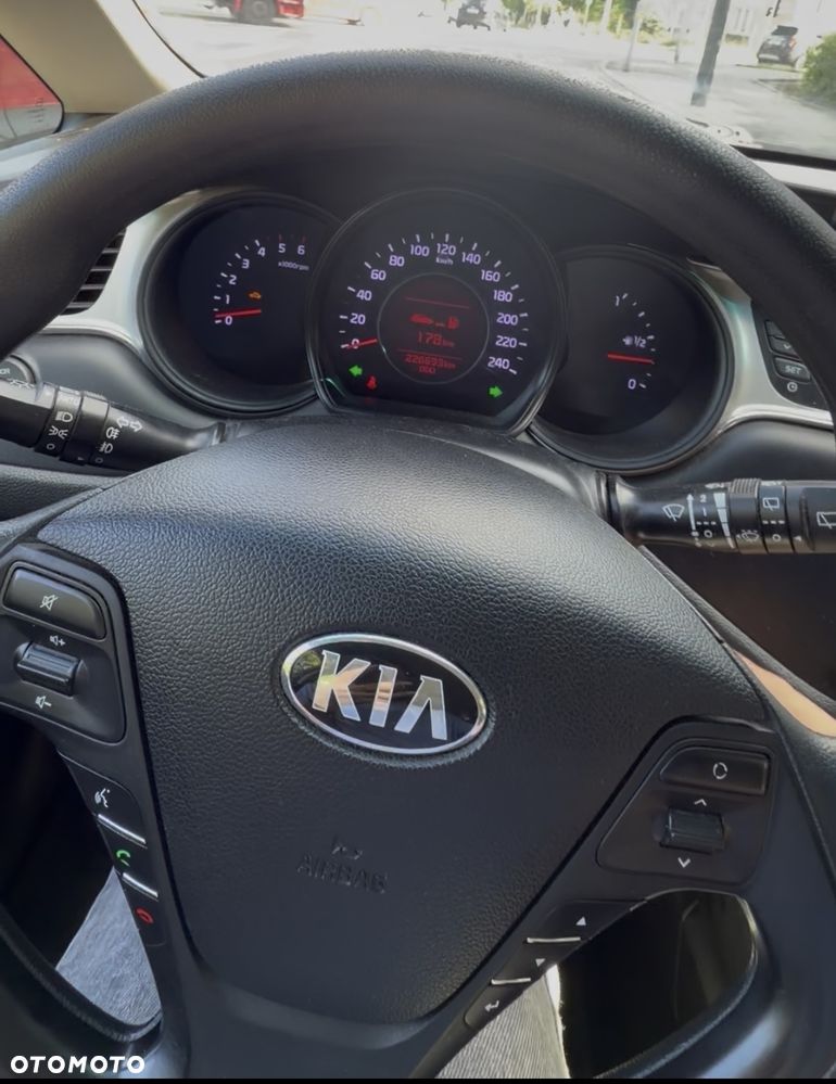 Kia Ceed 1.6 CRDi M - 14