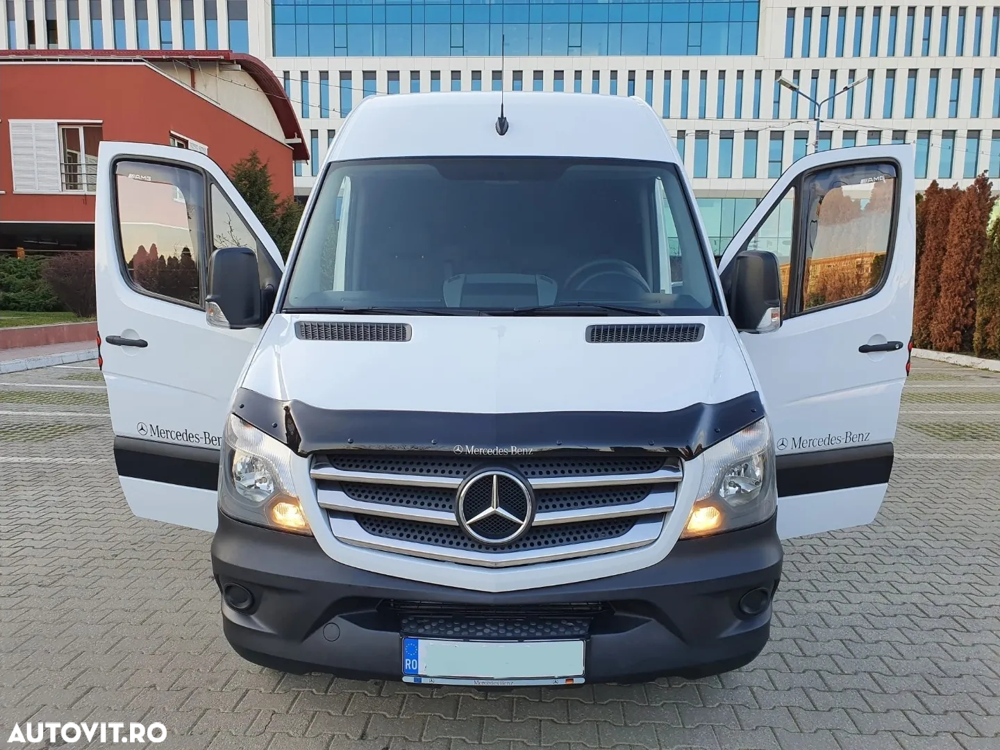 Mercedes-Benz Sprinter - 8