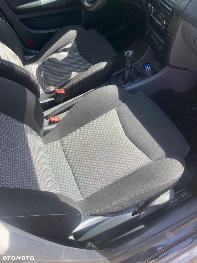 Seat Ibiza 1.4 16V Style - 13