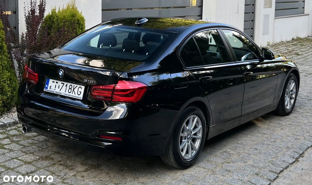 BMW Seria 3 318i Sport Line - 34