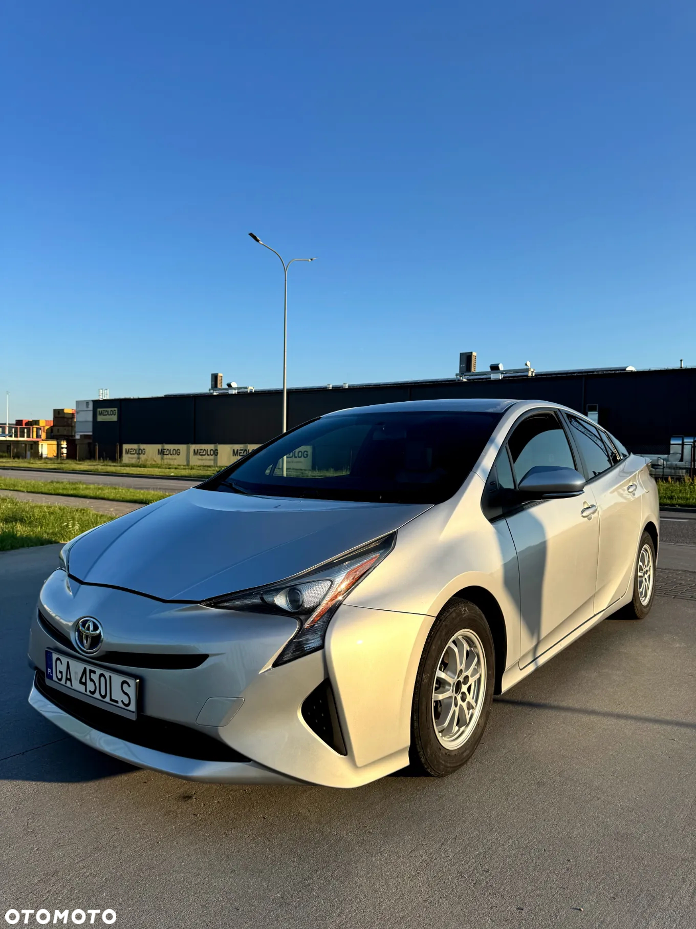 Toyota Prius Plug-in 1.8 Hybrid Executive - 2