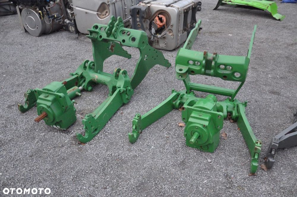 TUZ WOM JOHN DEERE 6215 R - 2