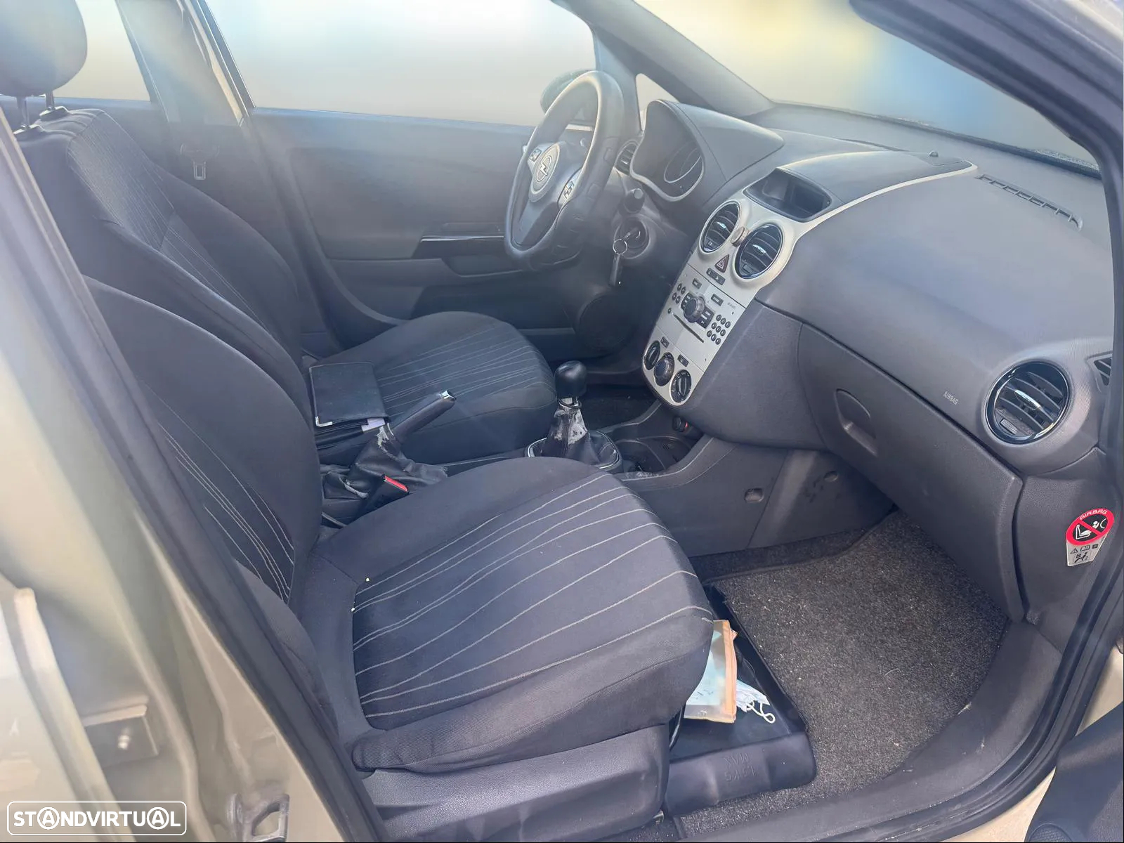 Opel Corsa 1.3 CDTI de 2007 para peças - 5
