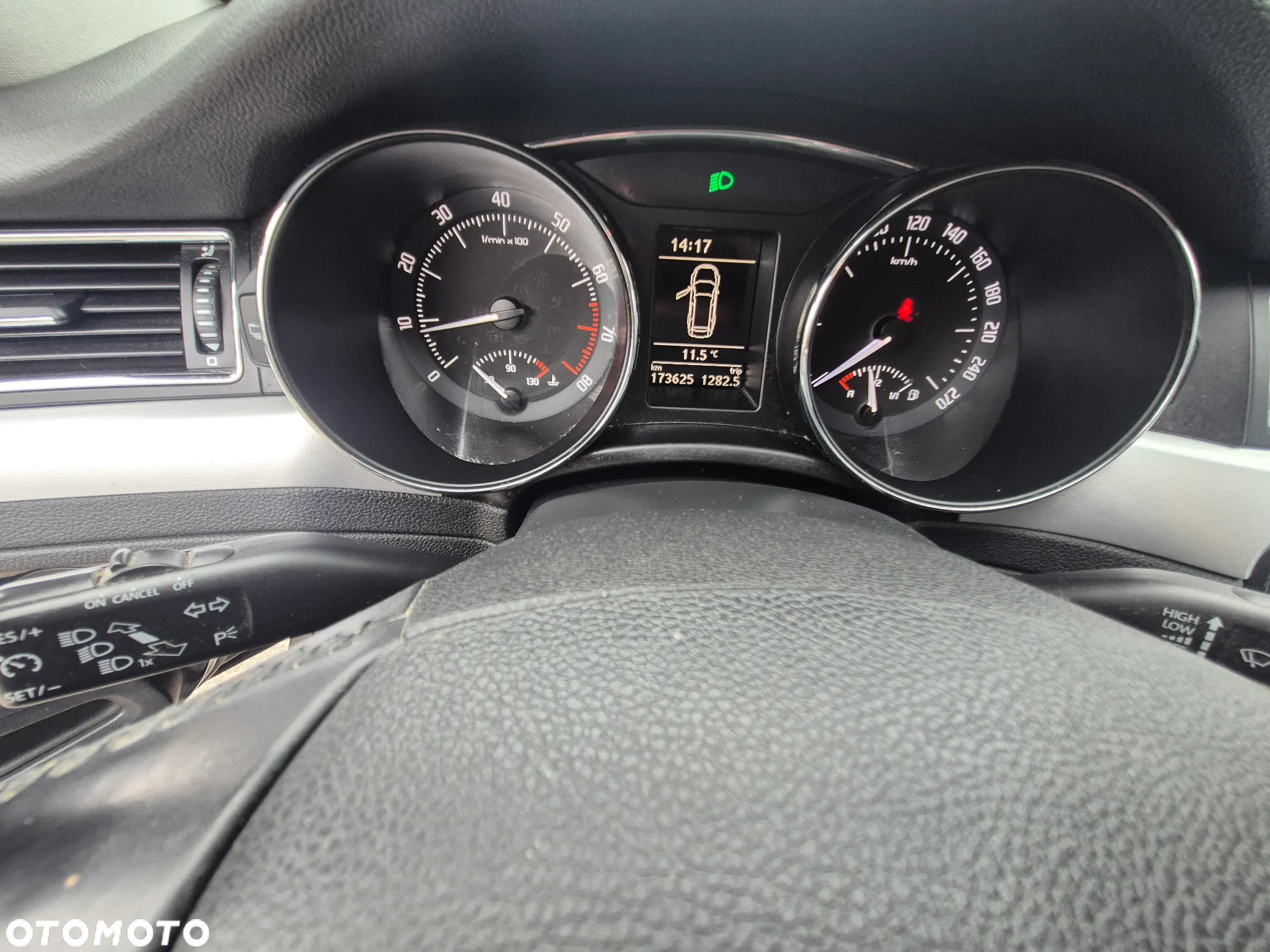 Skoda Superb 1.8 TSI Family - 14