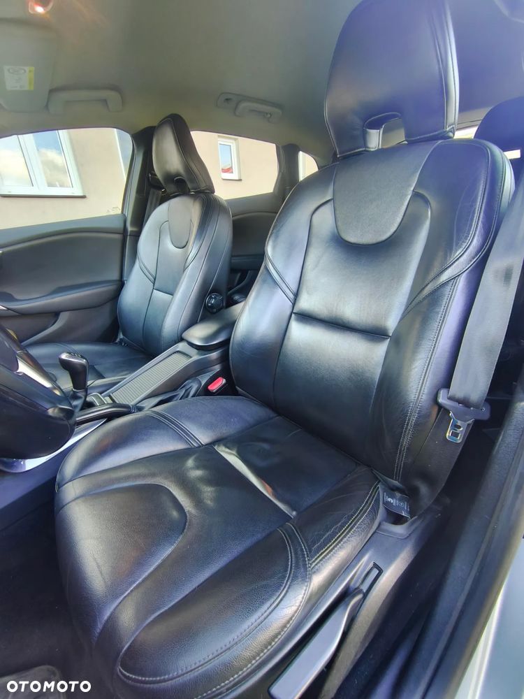 Volvo V40 - 5